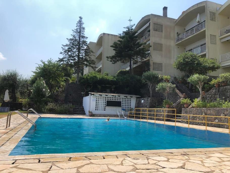 Sea View Apartment With Swimning Pool Mesongí Exteriér fotografie