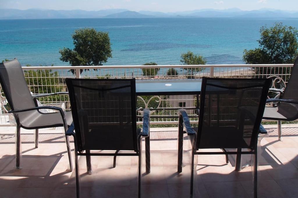Sea View Apartment With Swimning Pool Mesongí Exteriér fotografie